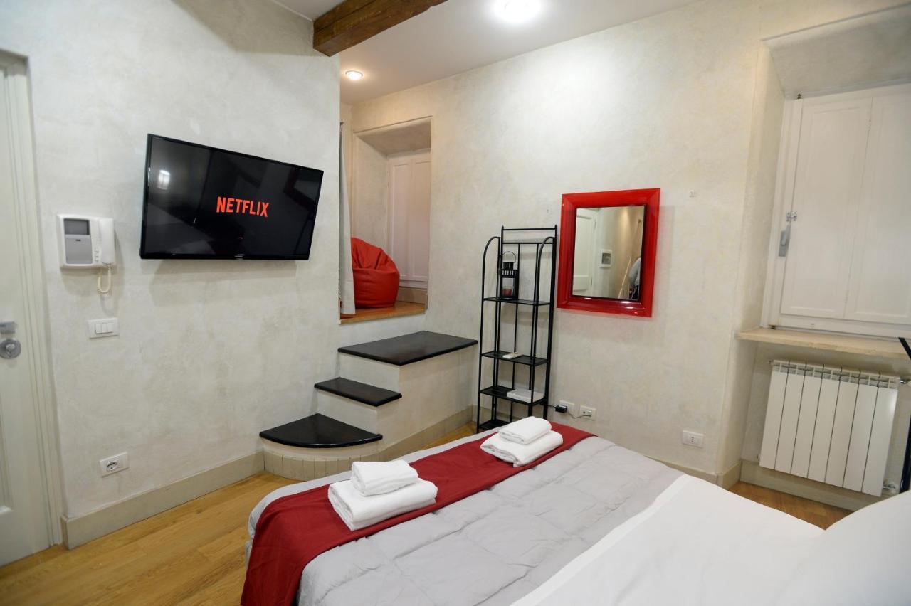 La Casa Degli Osti 1 - Piazza Navona Apartment Rome Bagian luar foto