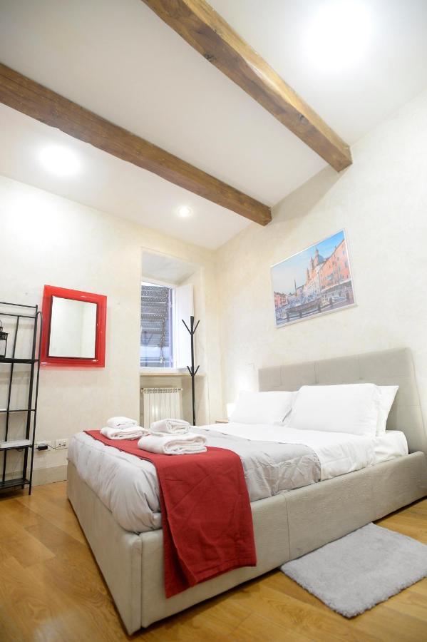 La Casa Degli Osti 1 - Piazza Navona Apartment Rome Bagian luar foto