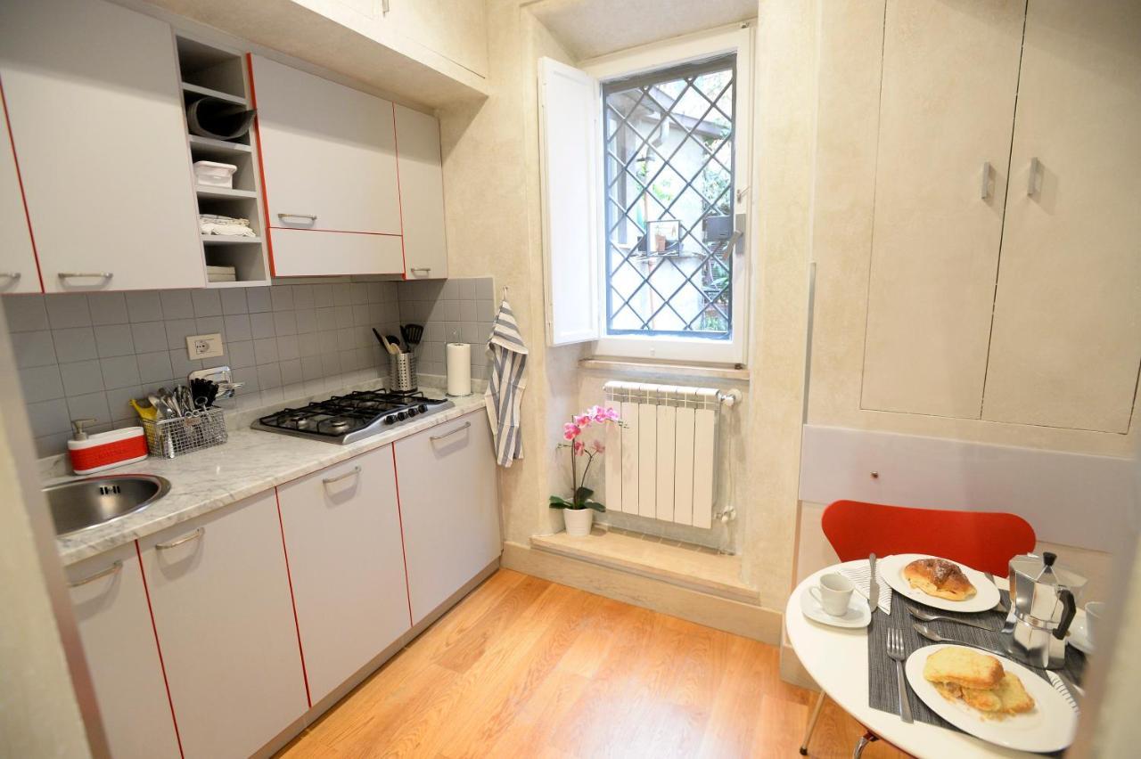 La Casa Degli Osti 1 - Piazza Navona Apartment Rome Bagian luar foto