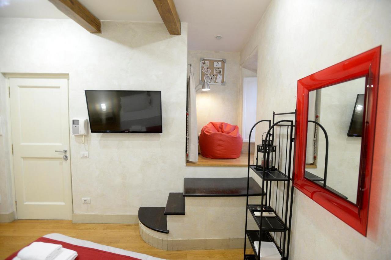 La Casa Degli Osti 1 - Piazza Navona Apartment Rome Bagian luar foto