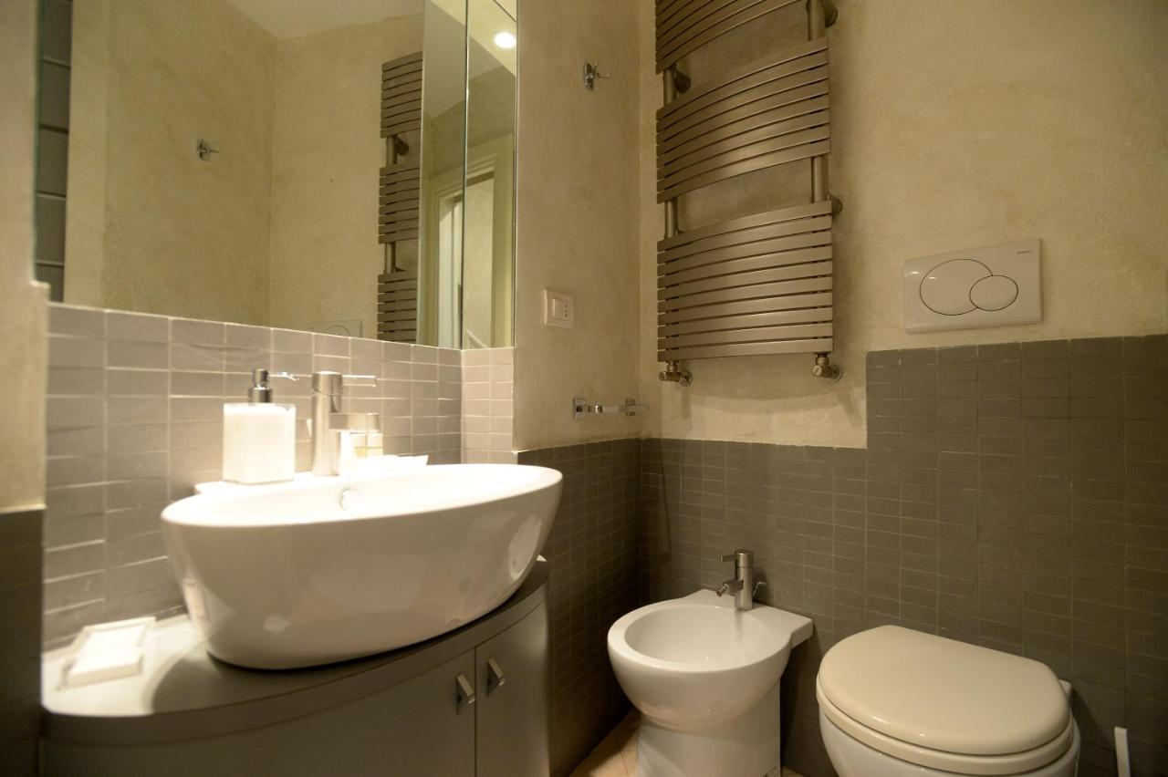 La Casa Degli Osti 1 - Piazza Navona Apartment Rome Bagian luar foto